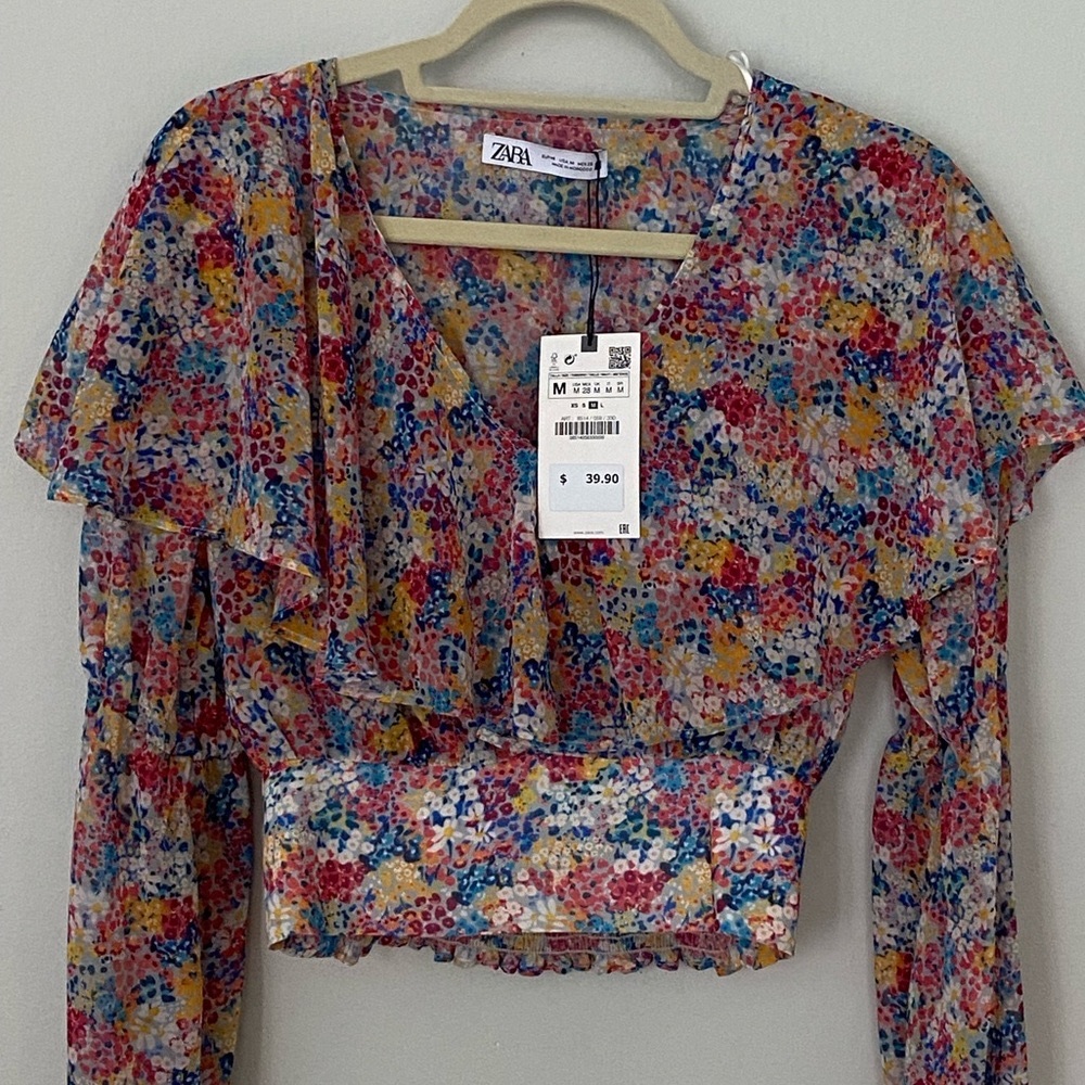 Zara floral blouse - size M